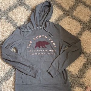 NWOT North Face hoodie